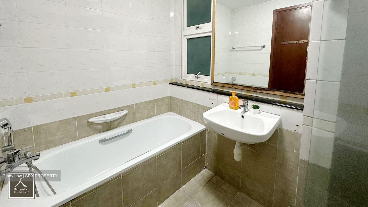 The Floravale (D22), Condominium #557613131